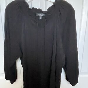 Investments Black Long Sleeve V-Neck Top